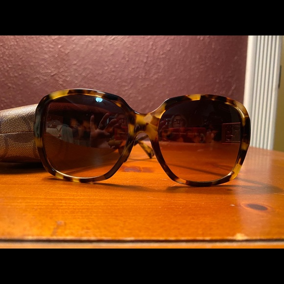 Designer Sunglasses - Picture 2 of 3